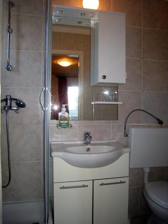 Apartments Boras Cavtat Rum bild